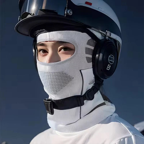FrostGuard Thermal Balaclava

Ultimate cold-proof full-face mask and helmet liner for men and women—warm scarf, ski hat, and neck cover for winter cycling, hunting, and skiing.